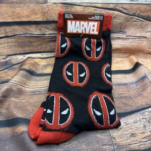 Marvel Deadpool Crew Socks Men's Size 6-12 NWT Comic Book Hero Gift Loot Crate